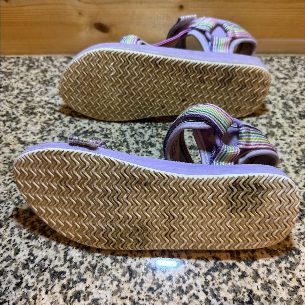 Youth Girls‎ Purple Rainbow Stripe Sport Sandals Hook and Loop Size 4